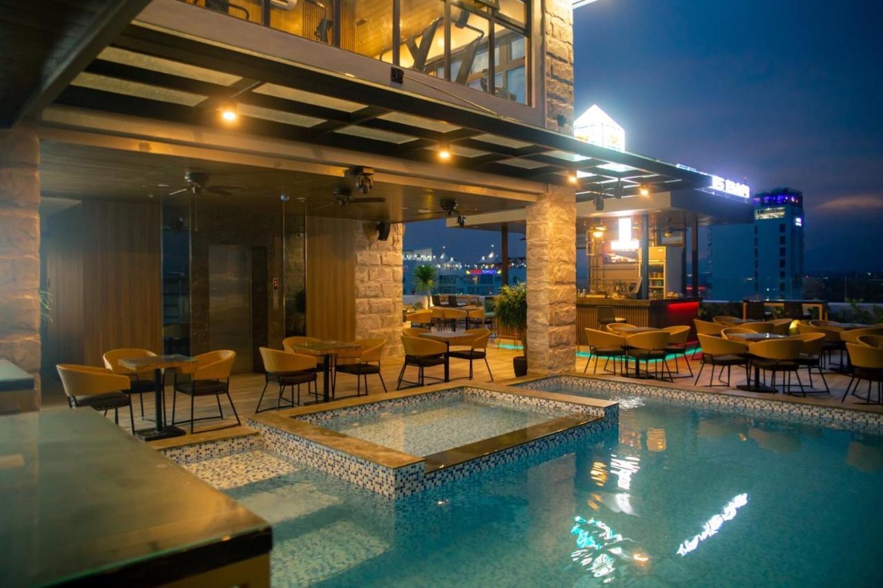 El Vistra Hotel אנגלס מראה חיצוני תמונה