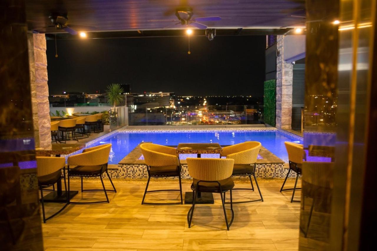 El Vistra Hotel אנגלס מראה חיצוני תמונה