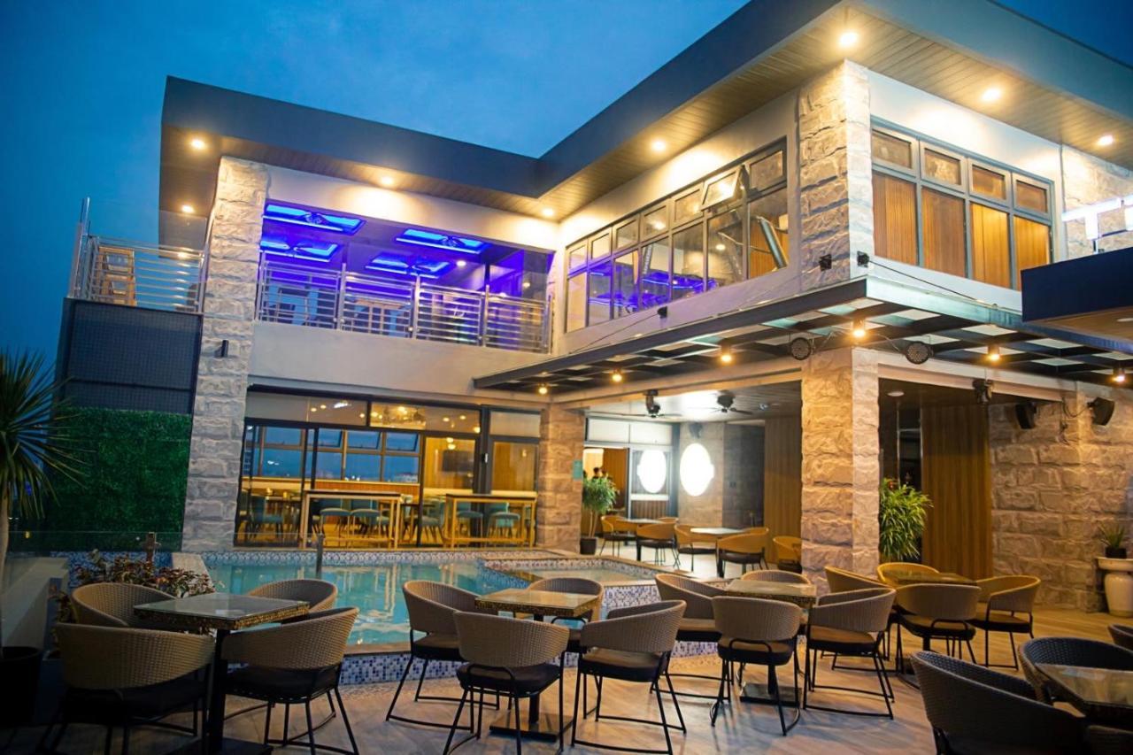 El Vistra Hotel אנגלס מראה חיצוני תמונה